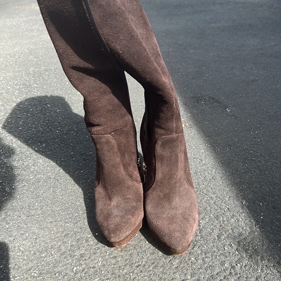 Knee high booties - Picture 2 of 2